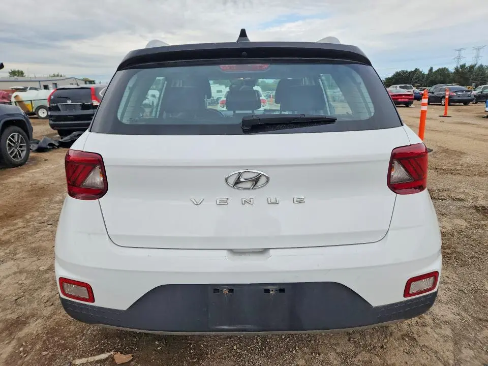 2022 HYUNDAI VENUE LIMITED  
