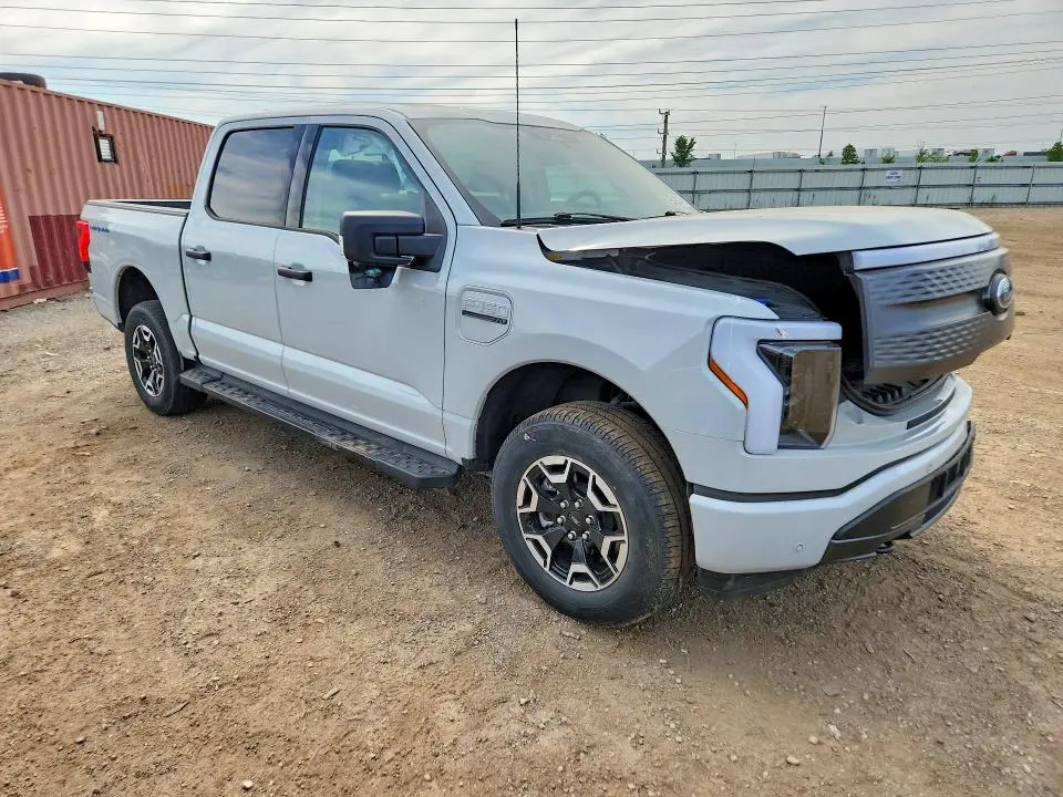 2023 FORD F150 LIGHTNING PRO  