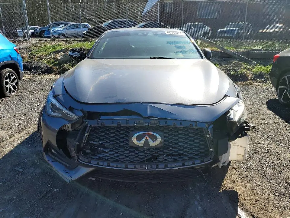 2017 INFINITI Q60 RED SPORT 400  