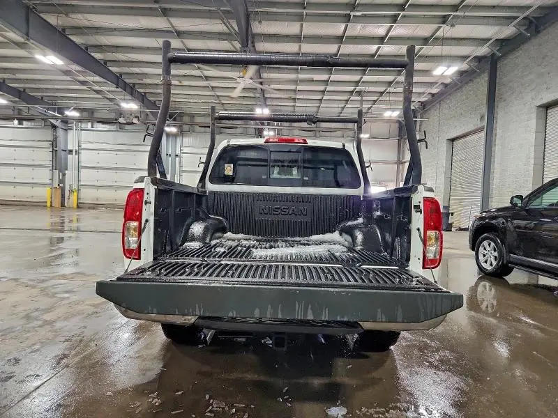 2018 NISSAN FRONTIER S  