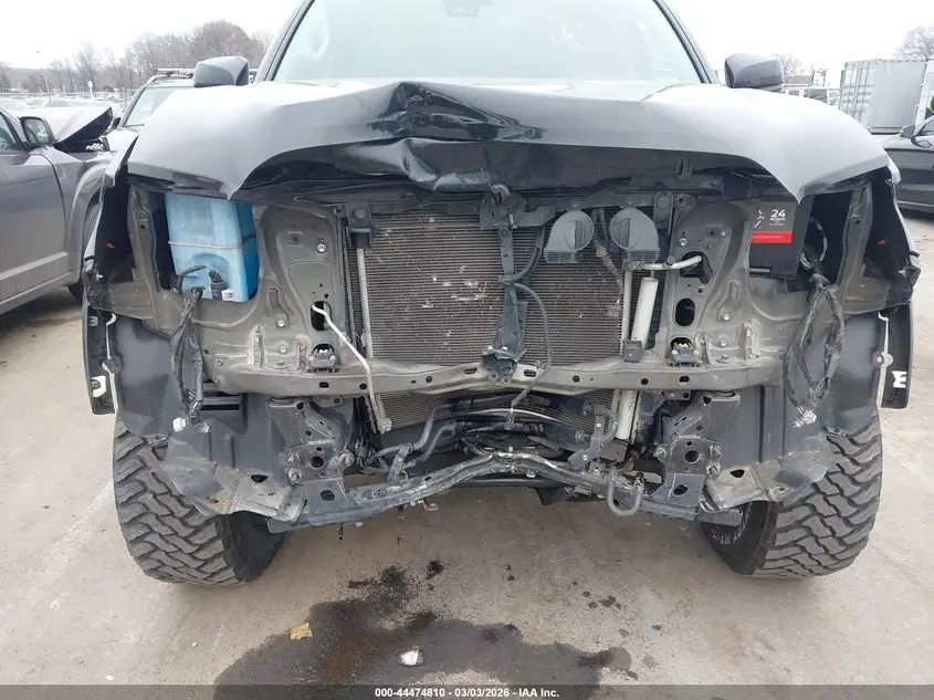 2021 TOYOTA TACOMA SR5 V6