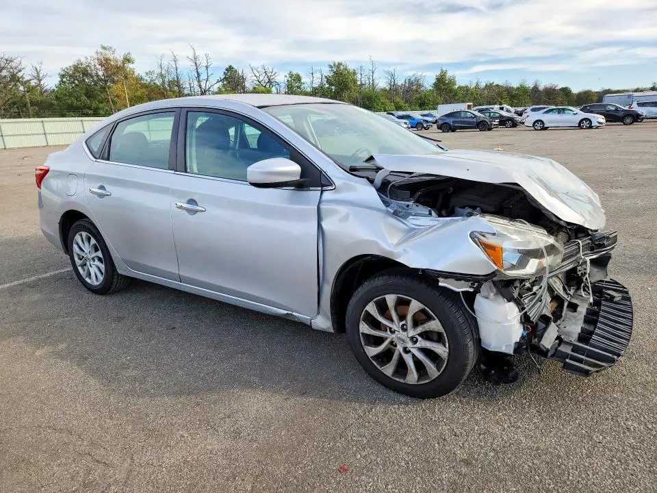2019 NISSAN SENTRA SV  