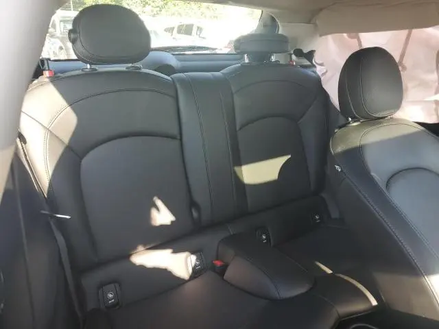 2015 MINI COOPER   