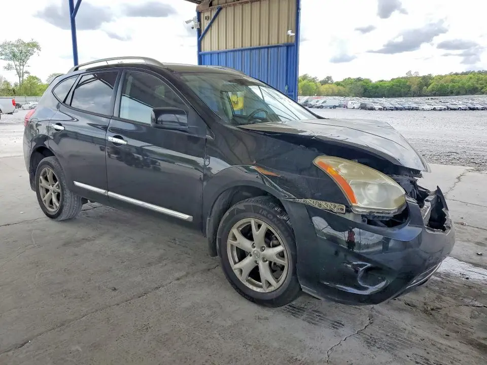 2011 NISSAN ROGUE S  