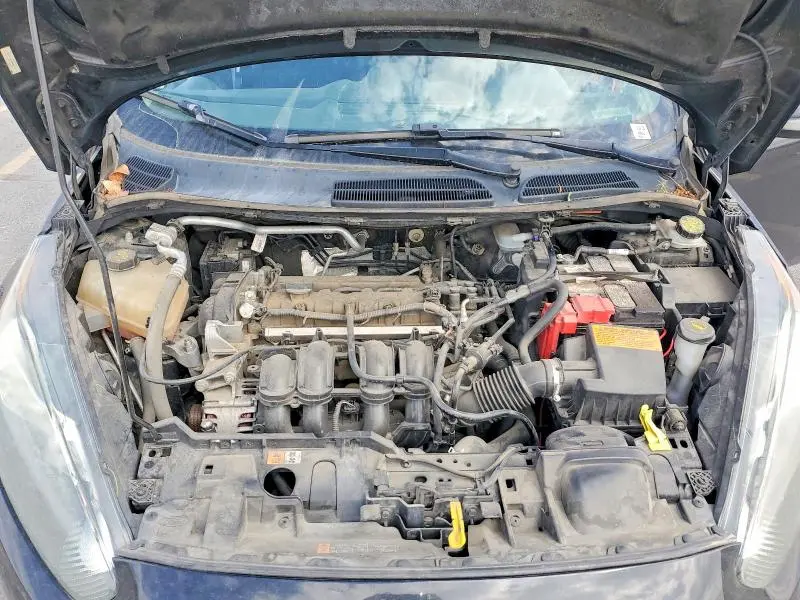 2015 FORD FIESTA SE  