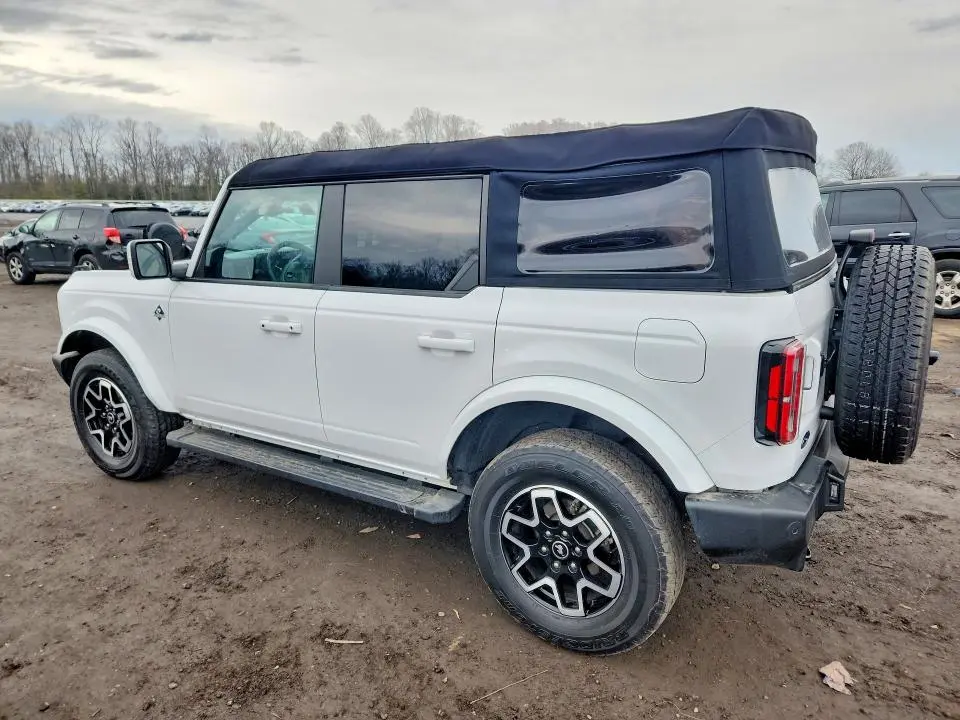 2023 FORD BRONCO BASE  