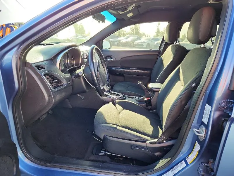 2011 CHRYSLER 200 TOURING  