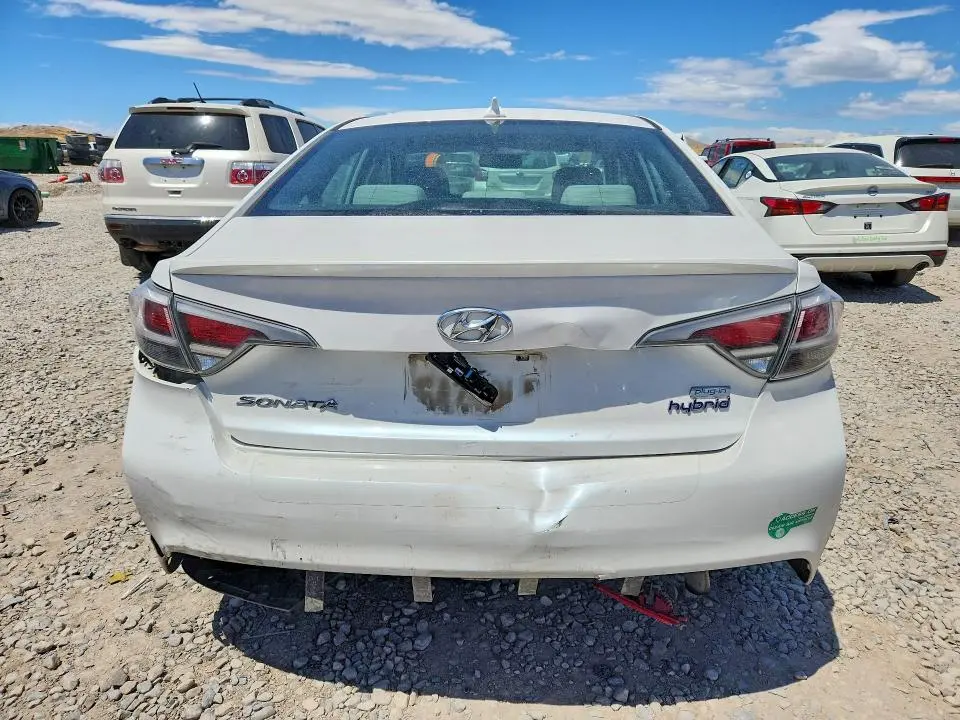 2016 HYUNDAI SONATA PLUG-IN HYBRID  
