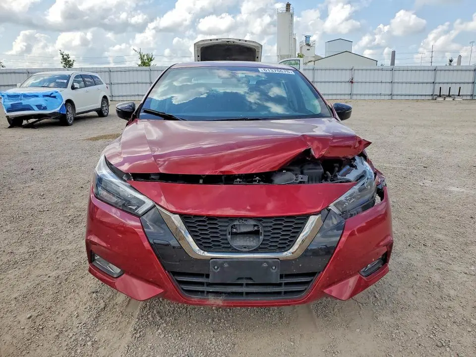 2020 NISSAN VERSA SR  