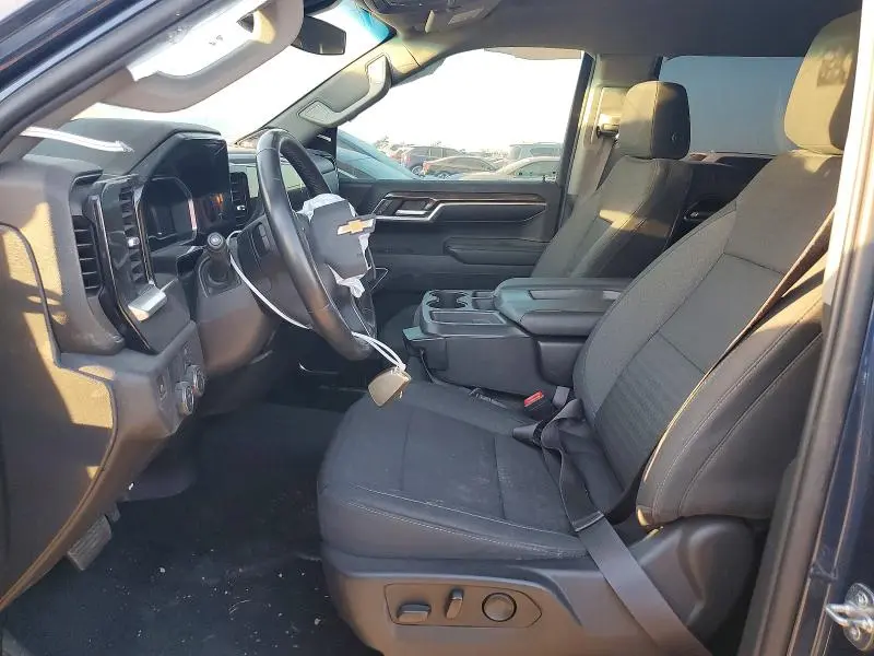 2022 CHEVROLET SILVERADO C1500 LT  