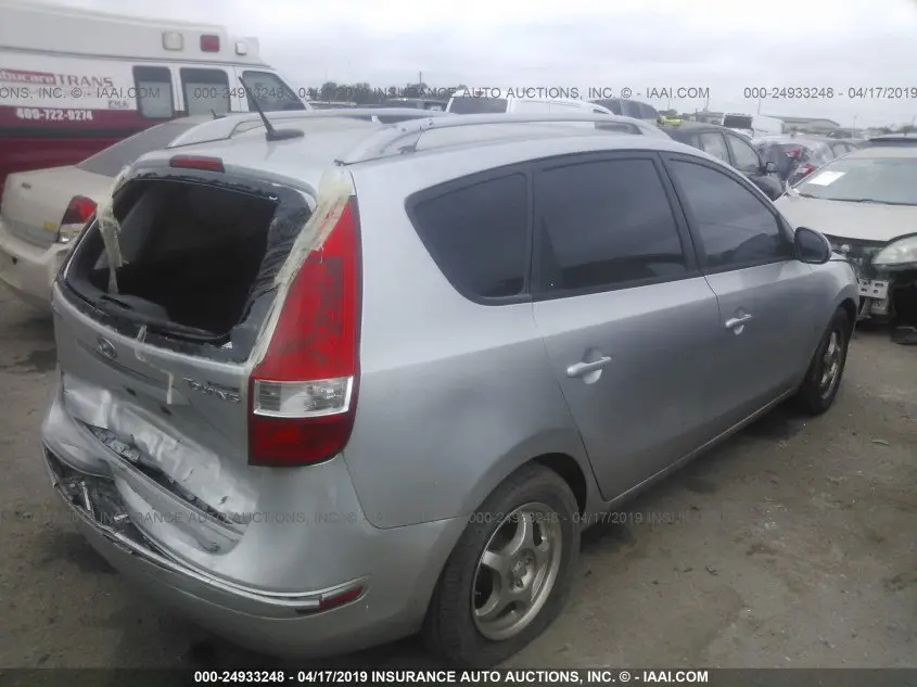 2011 HYUNDAI ELANTRA TOURING GLS