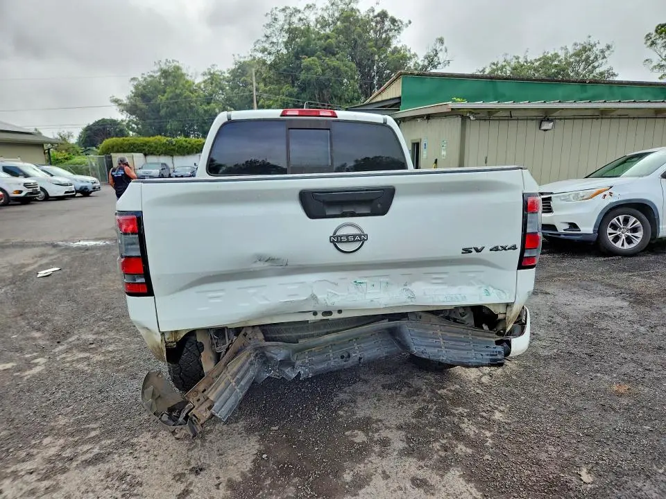 2022 NISSAN FRONTIER SV  