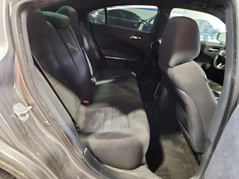 2012 DODGE CHARGER SE  