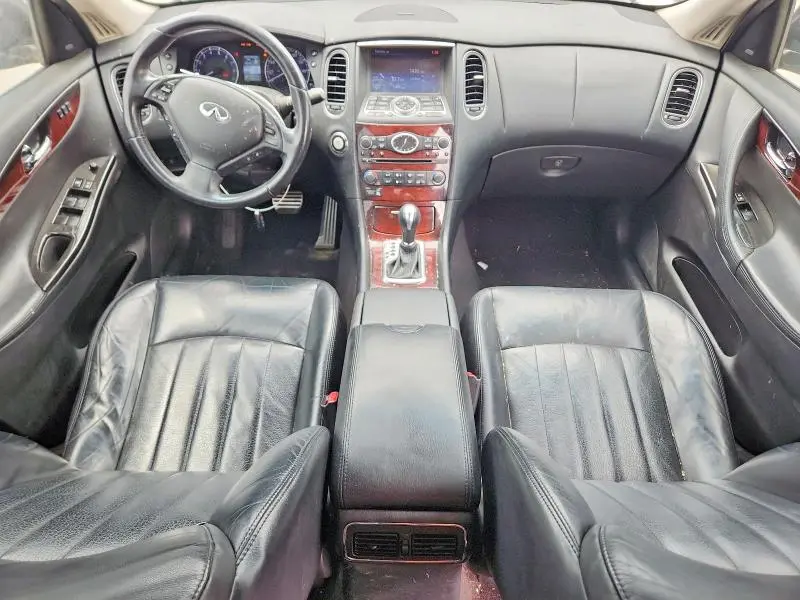 2016 INFINITI QX50 BASE  