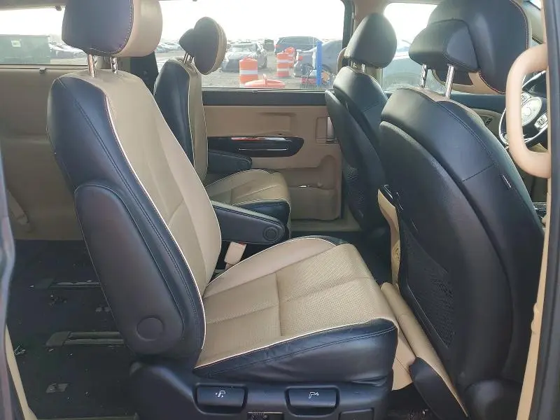 2015 KIA SEDONA SXL  