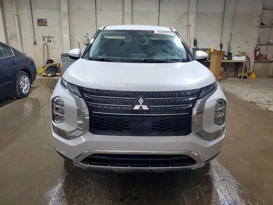 2022 MITSUBISHI OUTLANDER ES  