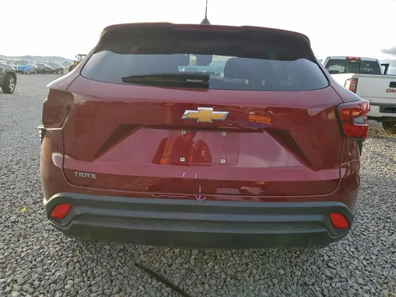 2024 CHEVROLET TRAX LS  