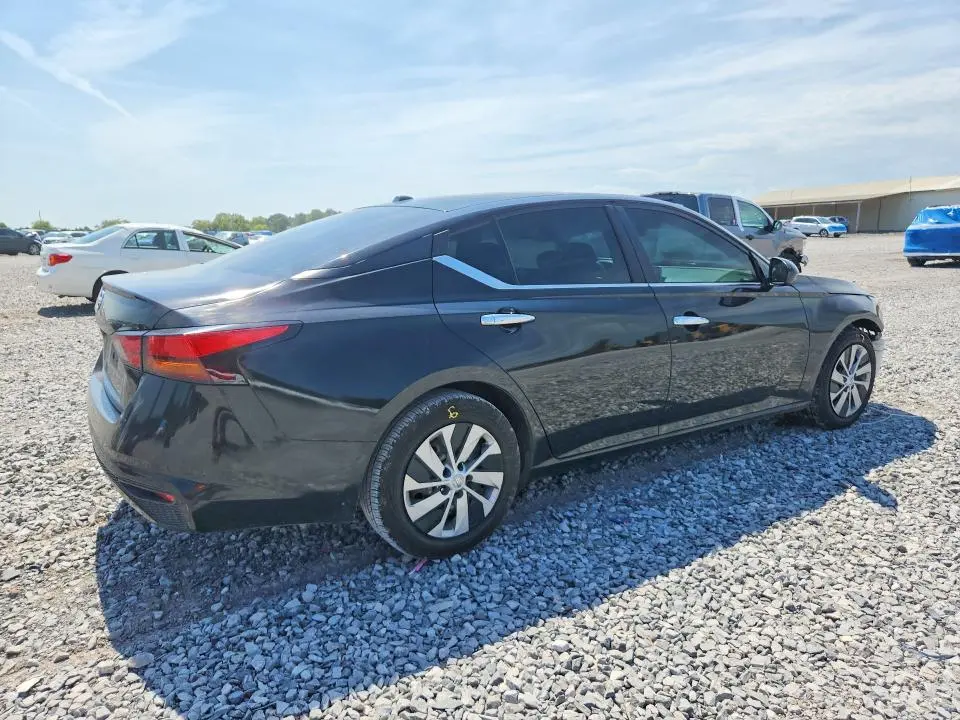 2019 NISSAN ALTIMA S  
