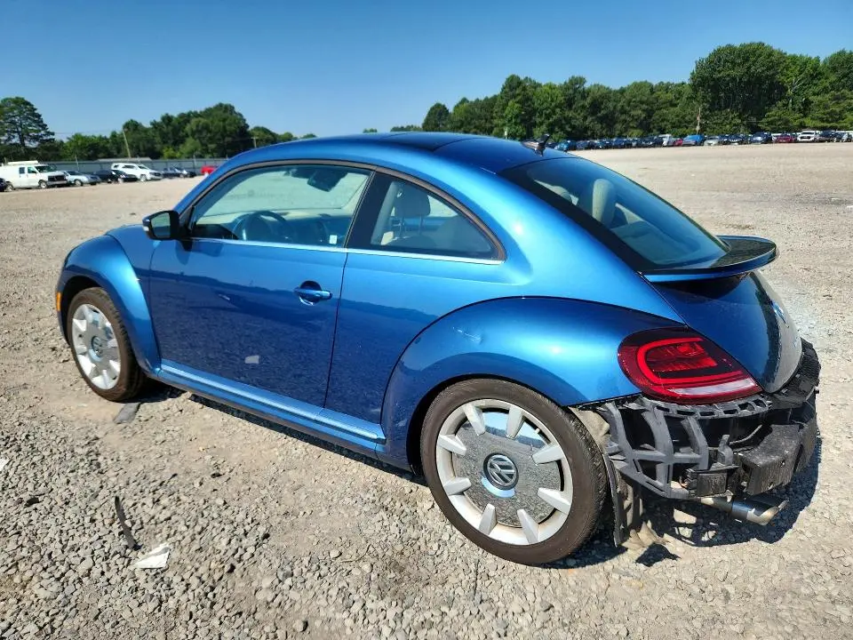 2019 VOLKSWAGEN BEETLE SE  
