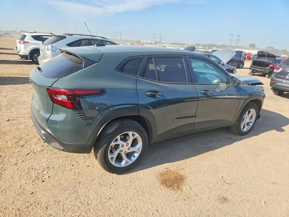 2026 CHEVROLET TRAX LS  