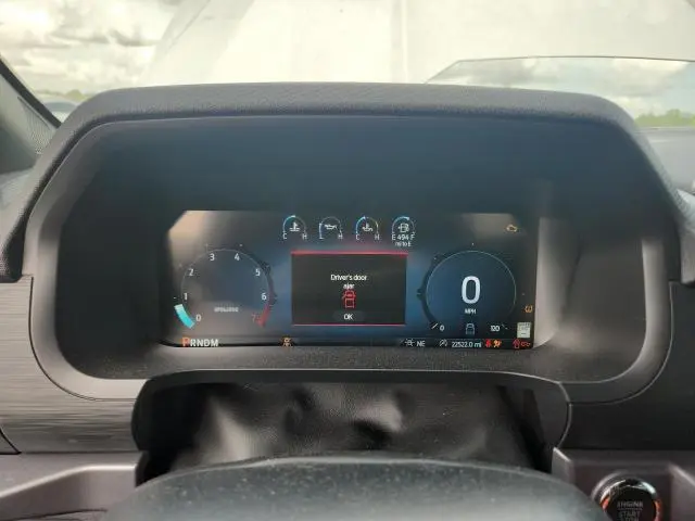 2025 FORD F150 XLT  