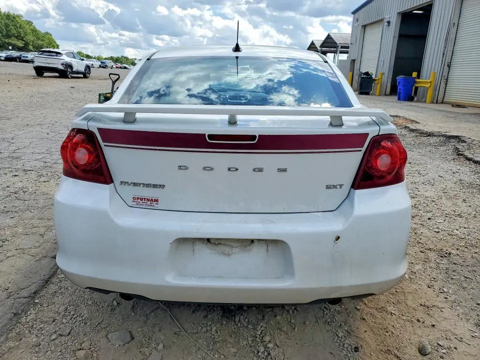 2012 DODGE AVENGER SXT  