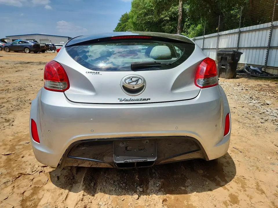 2012 HYUNDAI VELOSTER BASE  