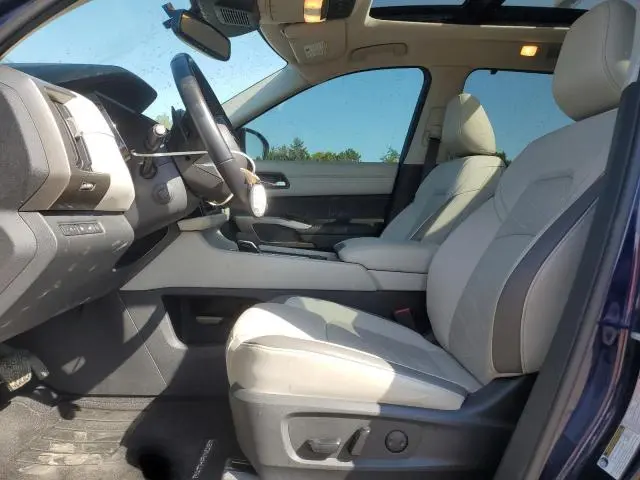 2022 NISSAN PATHFINDER PLATINUM  