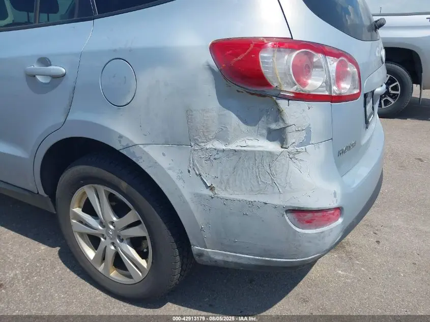 2010 HYUNDAI SANTA FE SE
