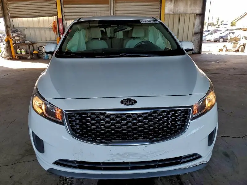 2017 KIA SEDONA LX  