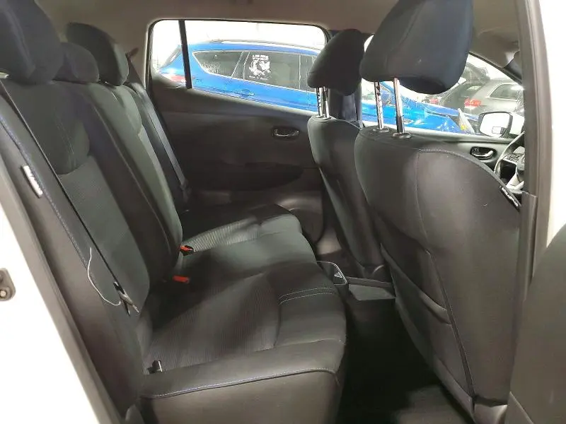 2021 NISSAN LEAF SV PLUS  