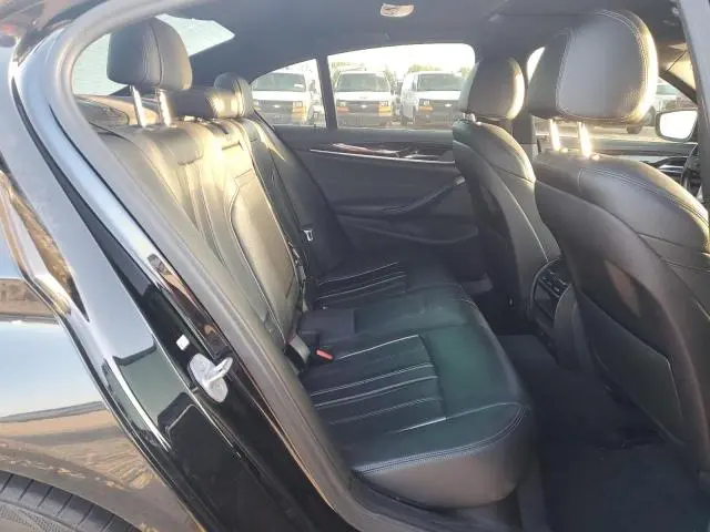 2019 BMW 530 I