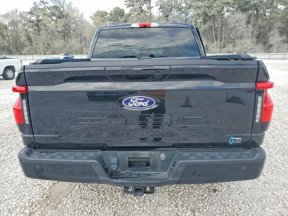 2024 FORD F150 LIGHTNING XLT  