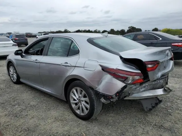 2022 TOYOTA CAMRY LE  