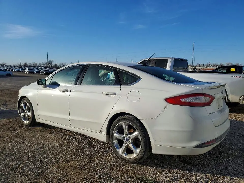 2015 FORD FUSION SE  