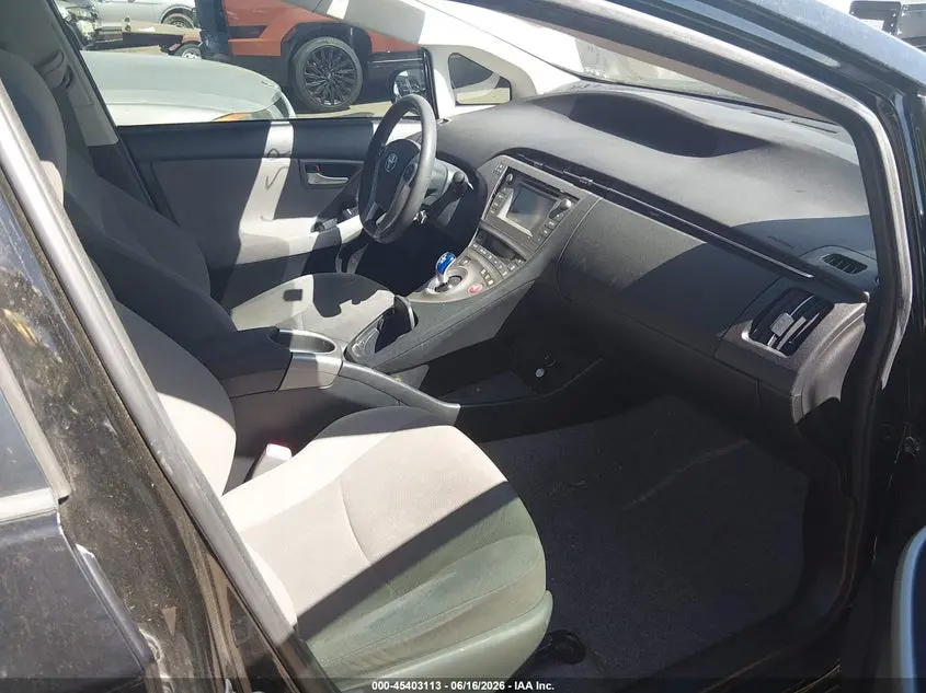 2013 TOYOTA PRIUS TWO