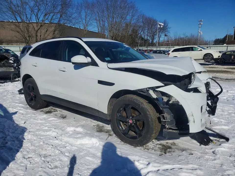 2019 JAGUAR F-PACE PREMIUM  