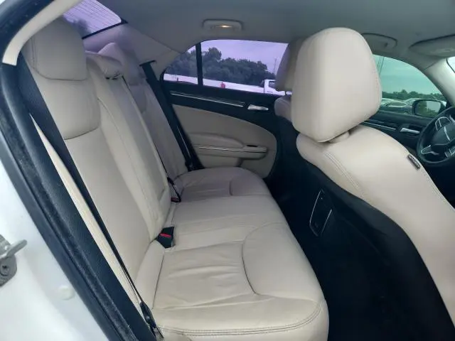 2017 CHRYSLER 300 LIMITED  