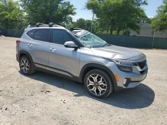 2021 KIA SELTOS SX  