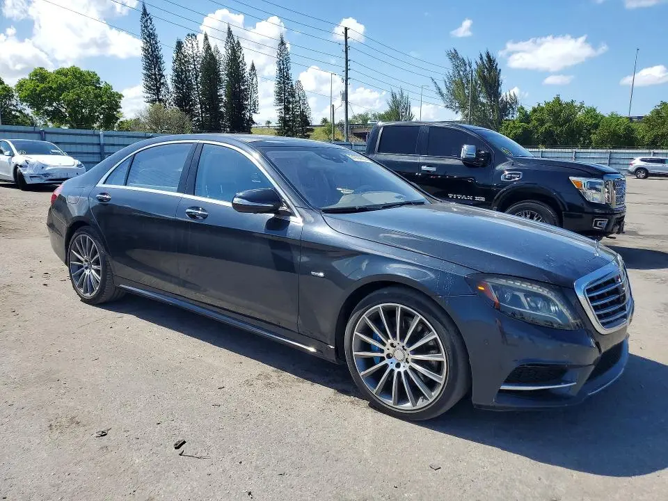 2016 MERCEDES-BENZ S 550E  