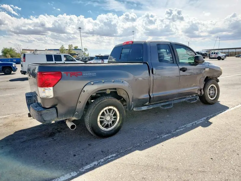 2011 TOYOTA TUNDRA DOUBLE CAB SR5  
