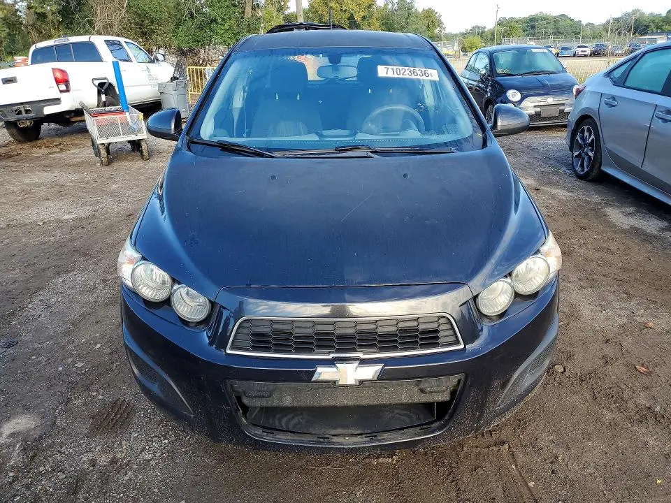 2015 CHEVROLET SONIC LT  