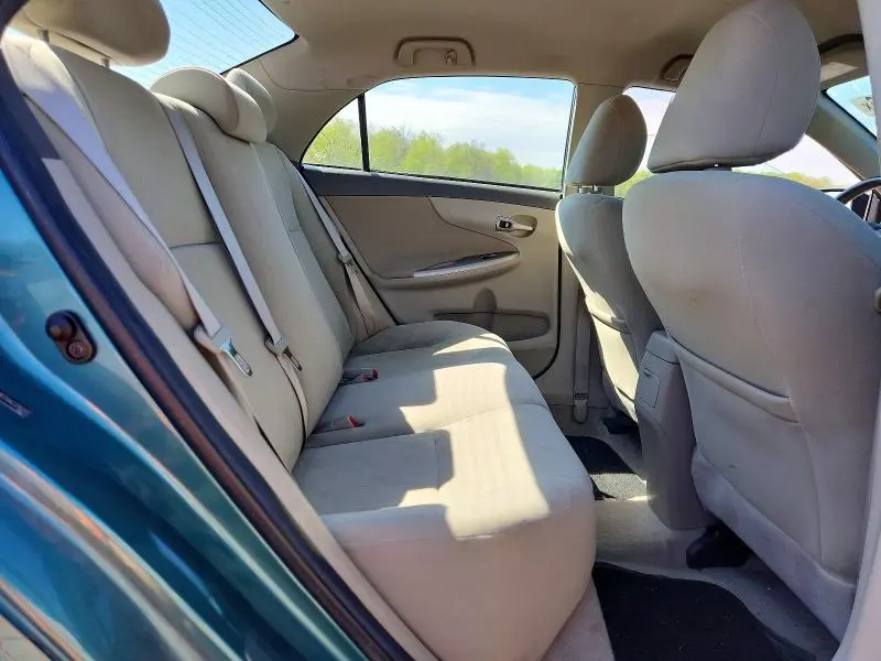 2010 TOYOTA COROLLA LE  