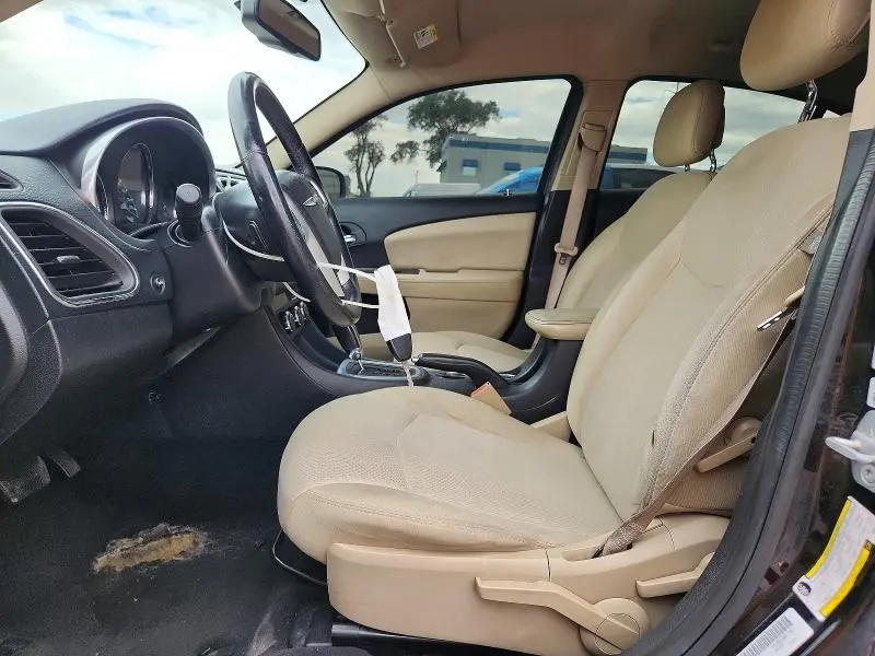 2013 CHRYSLER 200   