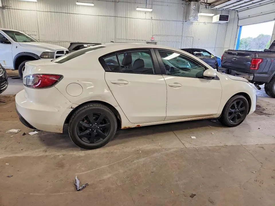 2010 MAZDA 3 I  