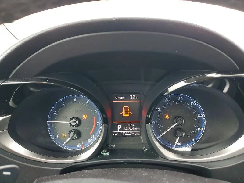 2014 TOYOTA COROLLA S PLUS  