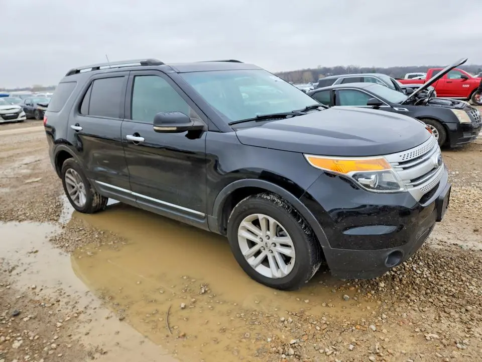 2011 FORD EXPLORER XLT  