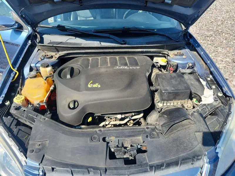 2011 CHRYSLER 200 LIMITED  
