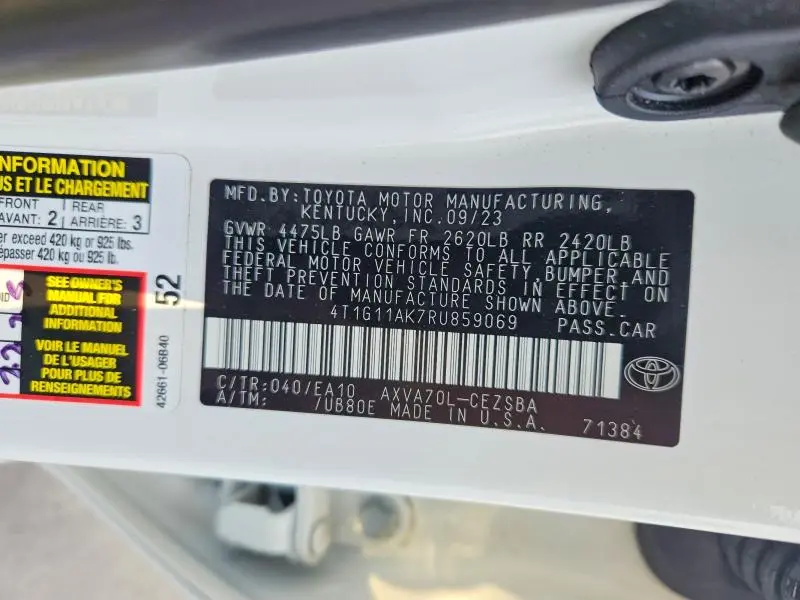 2024 TOYOTA CAMRY SE  