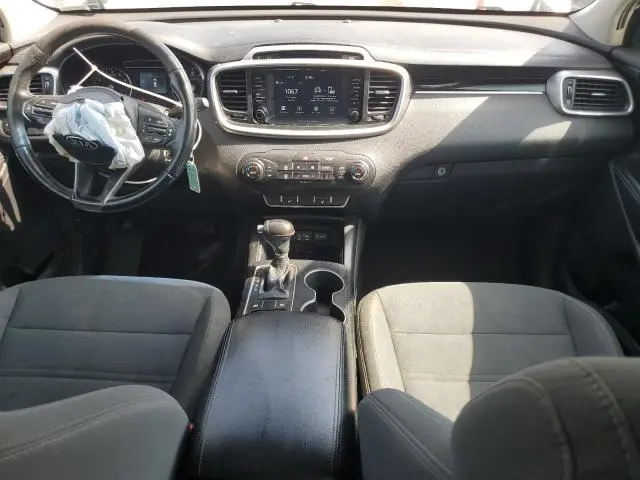 2017 KIA SORENTO LX  